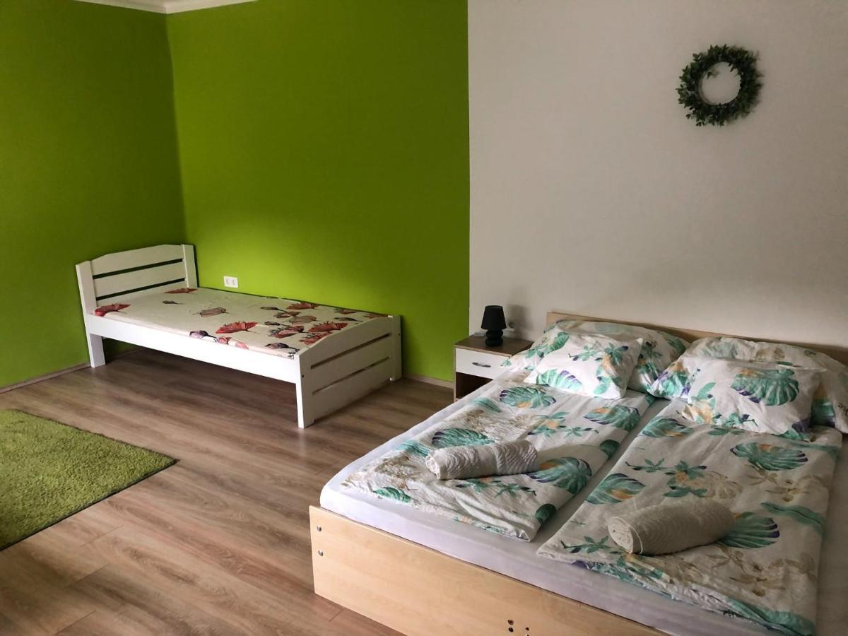 Natalia Apartman Mako Exterior photo
